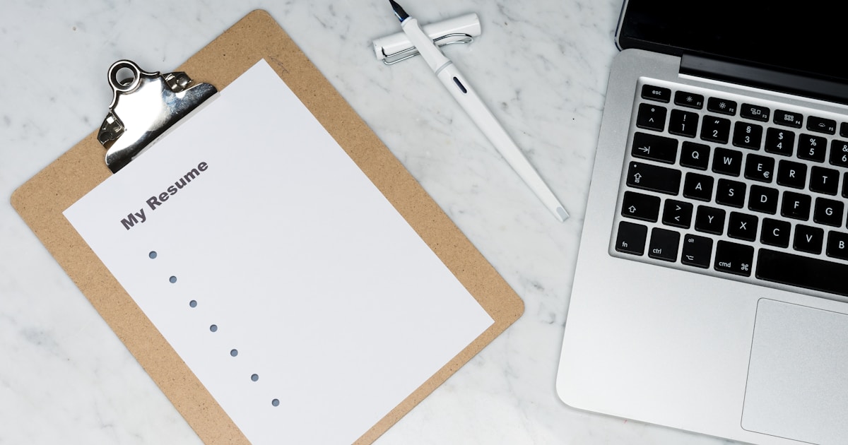 Organize vendor invoices by company and month